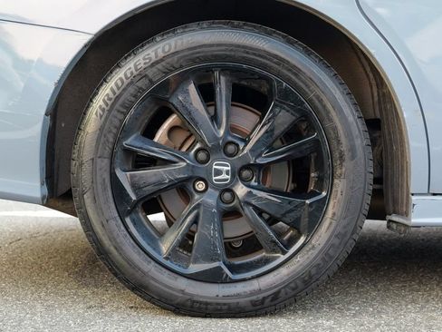 Used 2023 Honda Odyssey Sport image 11