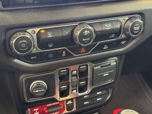 Used 2025 Jeep Wrangler Unlimited Sport S 4xe image 35