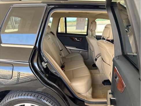 Used 2010 Mercedes-Benz GLK 350 4MATIC image 13