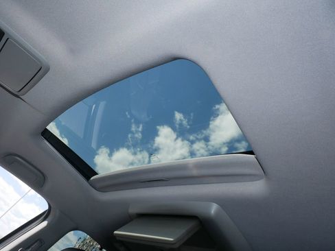 Used 2020 Honda Pilot Elite image 32