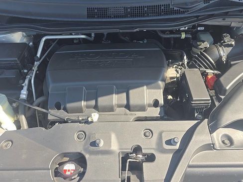 Used 2012 Honda Odyssey EX image 7