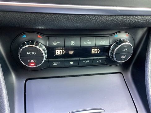 Used 2016 Mercedes-Benz GLA 250 4MATIC image 23