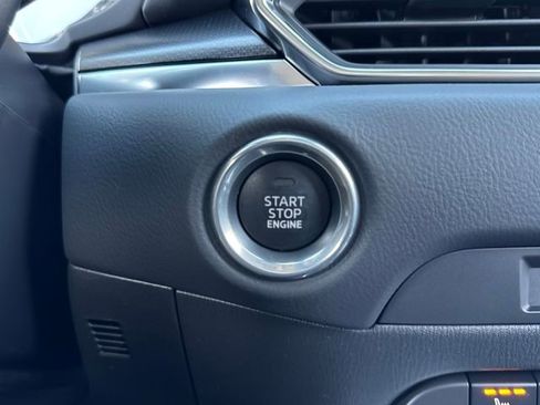 New 2025 MAZDA CX-5 Carbon Edition image 14