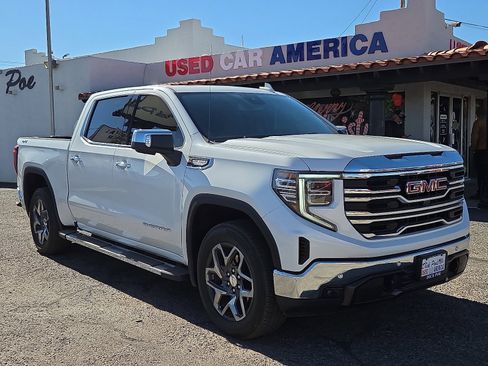 Used 2024 GMC Sierra 1500 SLT image 1