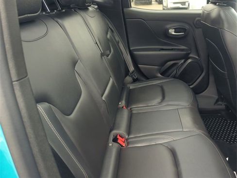 Used 2022 Jeep Renegade Limited w/ Sun, Sound & Wheels Group image 26