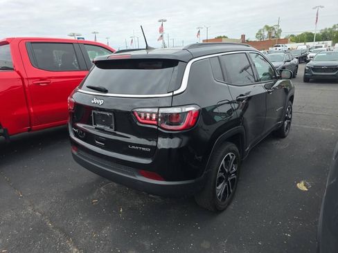 Used 2022 Jeep Compass Limited AWD/4WD image 10
