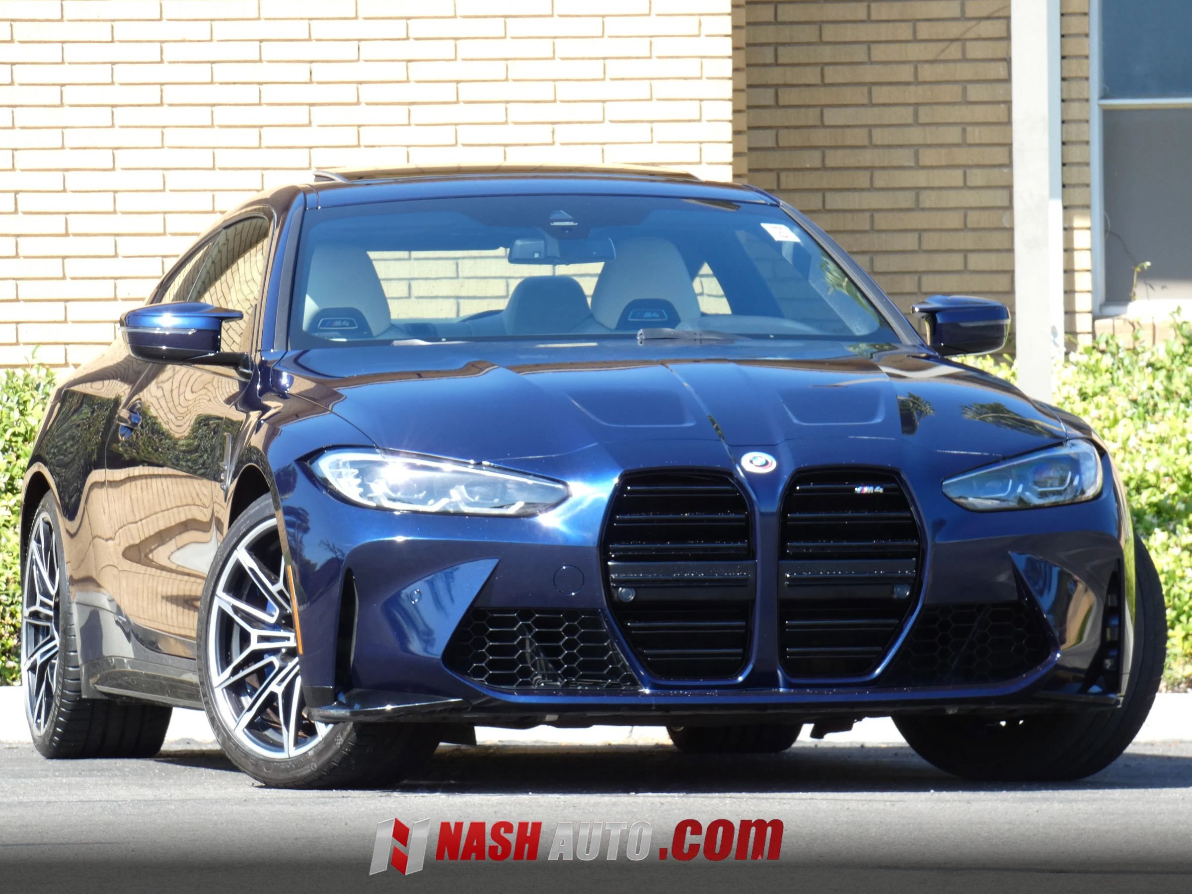 Used 2022 BMW M4 Coupe RWD image 3