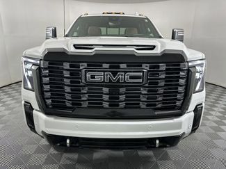 New 2025 GMC Sierra 2500 Denali Ultimate w/ Max Trailering Package video 2