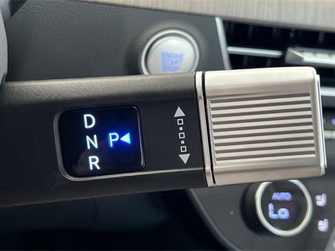 New 2025 Hyundai Sonata Limited image 21