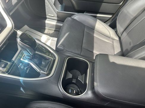 Used 2022 Subaru Outback Limited w/ Popular Package #2 image 15