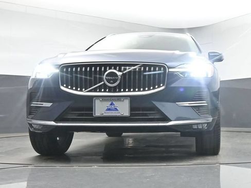 Used 2023 Volvo XC60 B5 Ultimate w/ Climate Package AWD/4WD image 39
