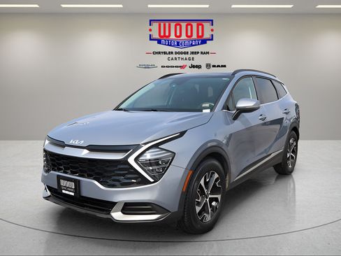 Used 2025 Kia Sportage EX w/ Premium Package FWD image 11