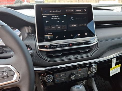 New 2026 Jeep Compass Latitude image 8