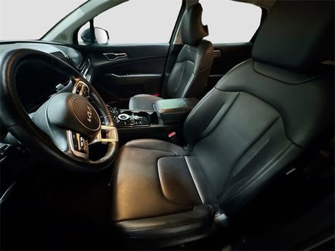 Used 2023 Kia Sportage EX image 15