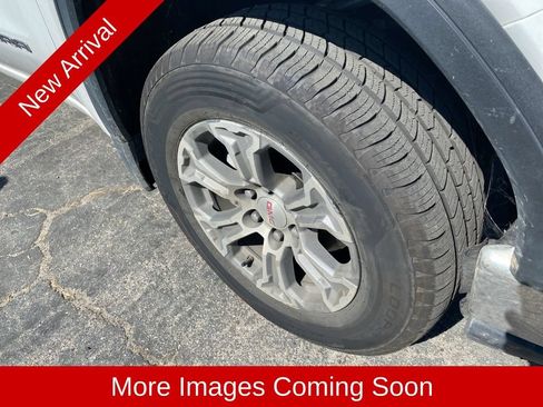 Used 2024 GMC Sierra 1500 SLT RWD image 8