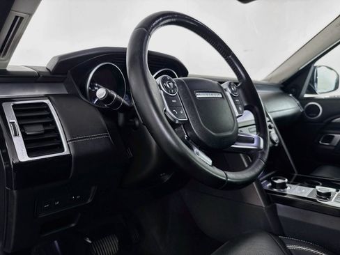 Used 2017 Land Rover Discovery First Edition AWD/4WD image 21