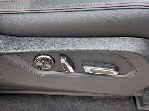 Used 2025 Acura MDX A-Spec image 40