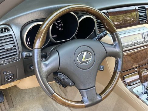 Used 2008 Lexus SC 430 Convertible RWD image 20