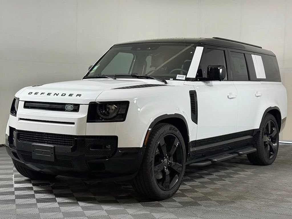 New 2025 Land Rover Defender 130 X-Dynamic SE AWD/4WD image 2