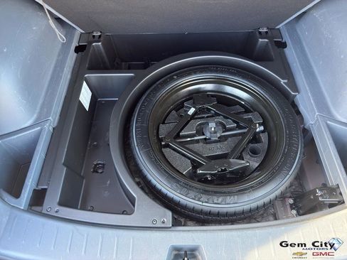 Used 2021 Chevrolet Blazer LT w/ Sound & Technology Package image 9