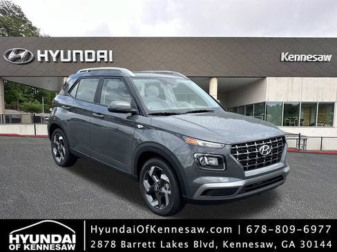 Certified 2025 Hyundai Venue SEL FWD image 1