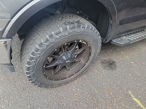 Used 2019 Ford F150 Lariat AWD/4WD image 13
