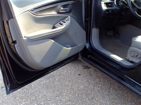 Used 2019 Chevrolet Impala LS FWD image 5