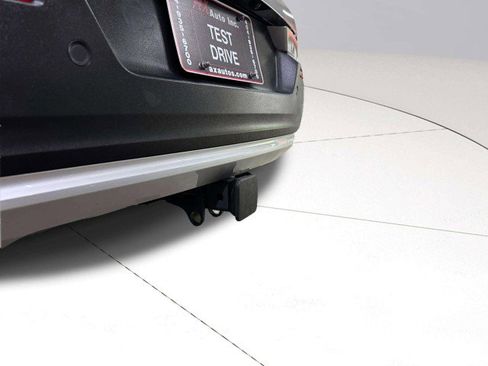 Used 2023 Volvo XC40 B5 Plus w/ Driver Assist Package image 22