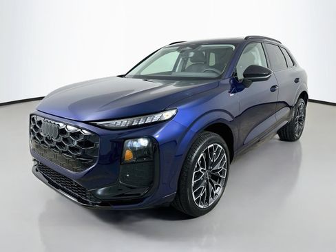 New 2026 Audi Q3 quattro 2.0T AWD/4WD image 1