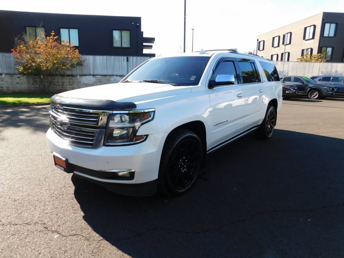Used 2016 Chevrolet Suburban LTZ AWD/4WD image 4
