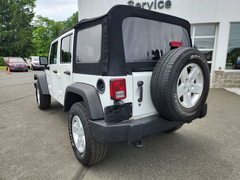 Used 2017 Jeep Wrangler Unlimited Sport w/ Quick Order Package 24S AWD/4WD image 12