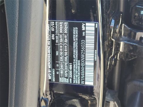 Certified 2022 Mercedes-Benz GLB 250 4MATIC image 30