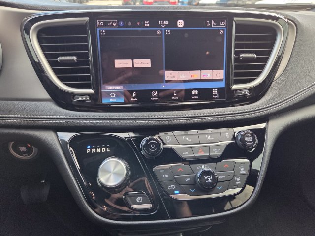 New 2027 Chrysler Pacifica Select FWD image 24