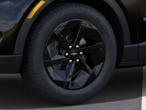 New 2026 Chevrolet Equinox EV LT image 9