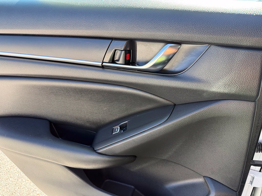 Used 2021 Honda Accord LX image 33