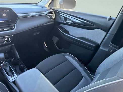 Used 2024 Chevrolet TrailBlazer LT w/ LT Cold Weather Package image 30