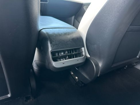 Used 2023 Tesla Model 3 Standard Range RWD image 16