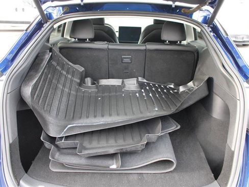 Used 2020 Tesla Model Y Long Range image 24