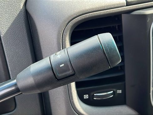 Used 2018 RAM 1500 ST w/ SXT Appearance Group image 19