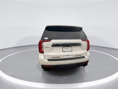 Used 2023 GMC Yukon Denali Ultimate image 7