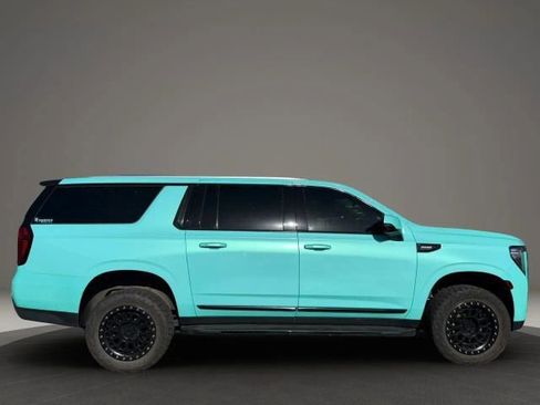 Used 2023 GMC Yukon XL Denali AWD/4WD image 6