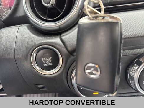Used 2022 MAZDA MX-5 Miata RF Grand Touring image 40