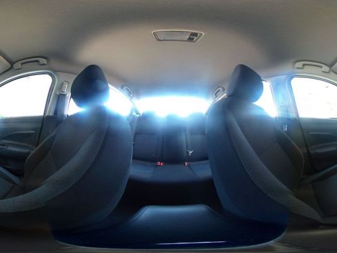 Used 2025 Nissan Versa SV FWD image 42