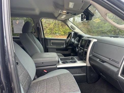 Used 2017 RAM 1500 Big Horn image 10