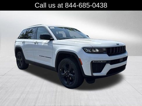 New 2026 Jeep Grand Cherokee Limited w/ Limited Altitude Package AWD/4WD image 3