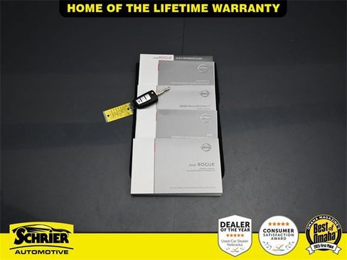 Used 2020 Nissan Rogue S image 39