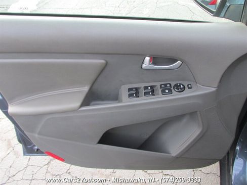 Used 2015 Kia Sportage EX image 11