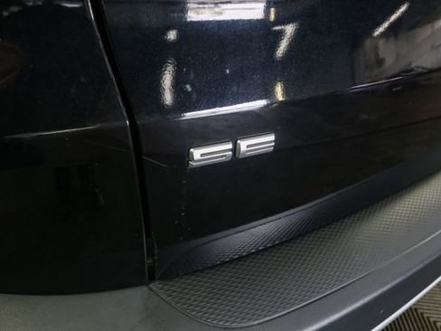 Used 2022 Ford Escape SE w/ Cold Weather Package AWD/4WD image 9