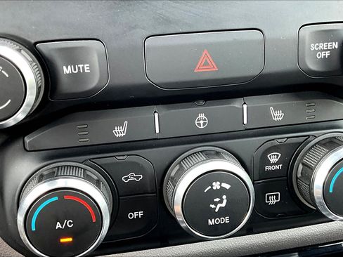 Used 2019 RAM 1500 Rebel w/ Level 2 Equipment Group AWD/4WD image 36