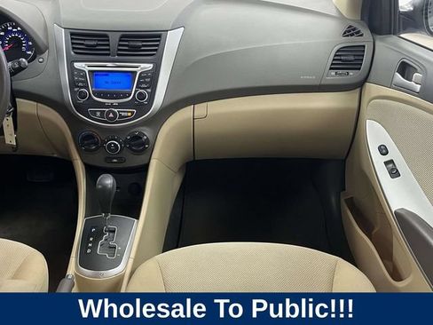 Used 2013 Hyundai Accent GLS FWD image 19
